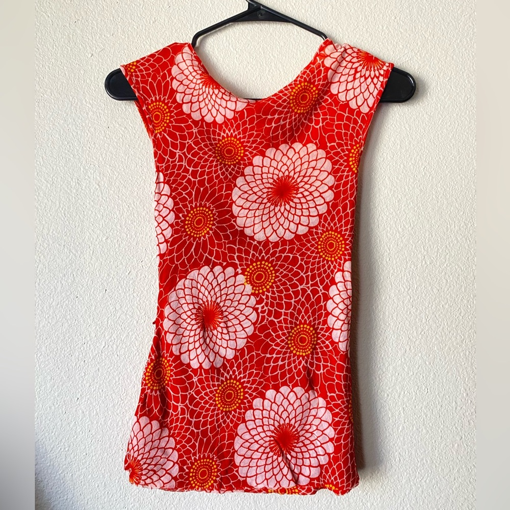 Express Top - Picture 2 of 3